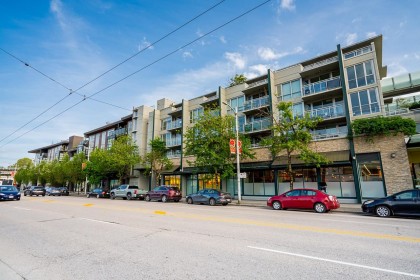Photo 3 at 409 - 1680 W 4th Avenue, False Creek, Vancouver West