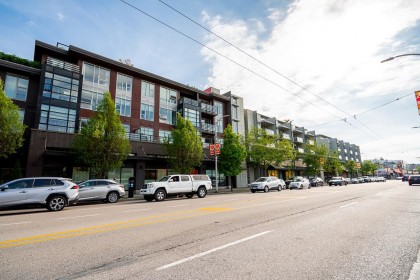 Photo 1 at 409 - 1680 W 4th Avenue, False Creek, Vancouver West