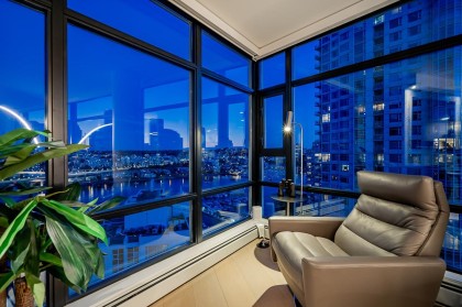 Photo 16 at 2207 - 198 Aquarius Mews, Yaletown, Vancouver West