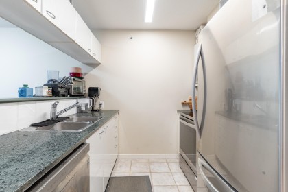 Photo 7 at 411 - 1367 Alberni Street, West End VW, Vancouver West