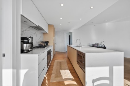 Photo 5 at 807 - 1500 Fern Street, Lynnmour, North Vancouver