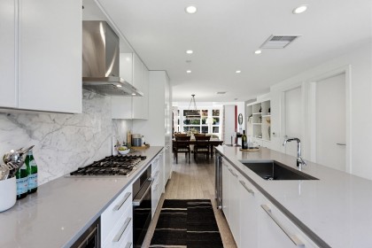 Photo 14 at 204 - 1055 Ridgewood Drive, Edgemont, North Vancouver