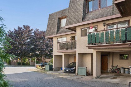 Photo 30 at 4 - 220 W 16th Street, Central Lonsdale, North Vancouver