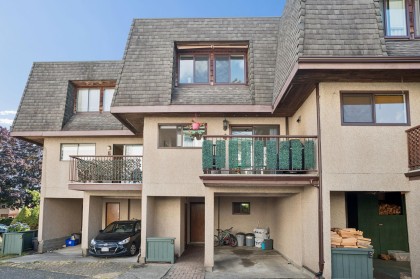 Photo 29 at 4 - 220 W 16th Street, Central Lonsdale, North Vancouver