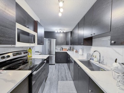 Photo 5 at 905 - 2016 Fullerton Avenue, Pemberton NV, North Vancouver
