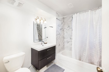 Photo 36 at 3965 Viewridge Place, Bayridge, West Vancouver