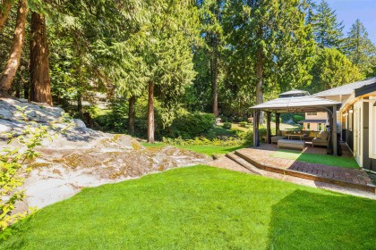 Photo 38 at 3965 Viewridge Place, Bayridge, West Vancouver
