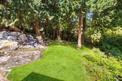 Photo 40 at 3965 Viewridge Place, Bayridge, West Vancouver