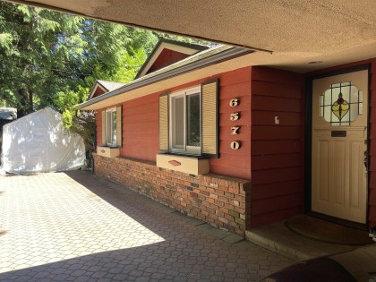 Photo 2 at 6570 Madrona Crescent, Horseshoe Bay WV, West Vancouver