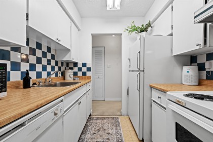 Photo 7 at 206 - 250 W 1st Street, Lower Lonsdale, North Vancouver