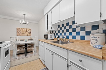Photo 3 at 206 - 250 W 1st Street, Lower Lonsdale, North Vancouver