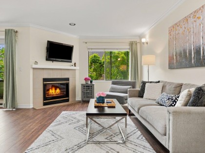 Photo 11 at 22 - 2133 St. Georges Avenue, Central Lonsdale, North Vancouver