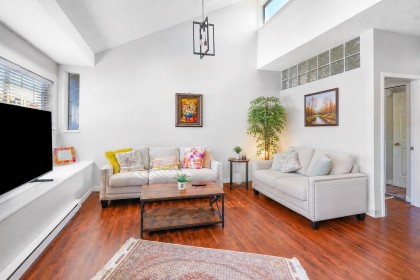 Photo 4 at 309 - 125 W 18th Street, Central Lonsdale, North Vancouver