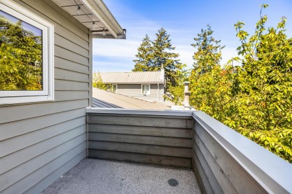 Photo 19 at 303 - 1528 Bowser Avenue, Norgate, North Vancouver
