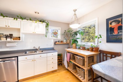 Photo 8 at 303 - 1528 Bowser Avenue, Norgate, North Vancouver