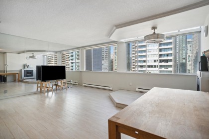 Photo 16 at 702 - 1270 Robson Street, West End VW, Vancouver West