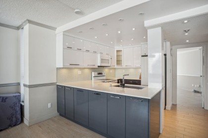 Photo 20 at 702 - 1270 Robson Street, West End VW, Vancouver West