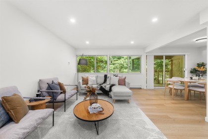 Photo 2 at 879 Westview Crescent, Upper Lonsdale, North Vancouver