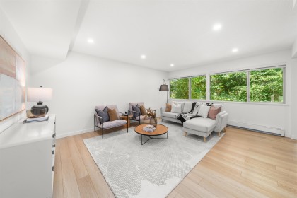 Photo 3 at 879 Westview Crescent, Upper Lonsdale, North Vancouver