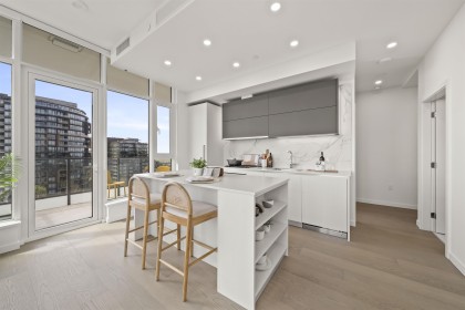 Photo 10 at 905 - 8415 Granville Street, S.W. Marine, Vancouver West