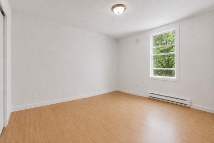 Photo 14 at 103 - 108 W Esplanade, Lower Lonsdale, North Vancouver