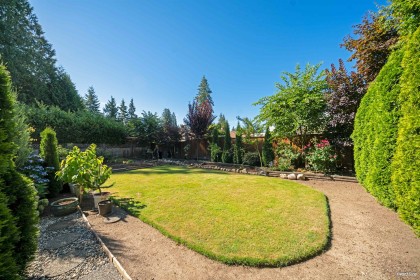 Photo 2 at 1043 Belvedere Drive, Canyon Heights NV, North Vancouver