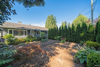 Photo 8 at 1043 Belvedere Drive, Canyon Heights NV, North Vancouver