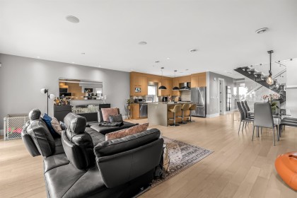 Photo 8 at 1033 Prospect Avenue, Canyon Heights NV, North Vancouver