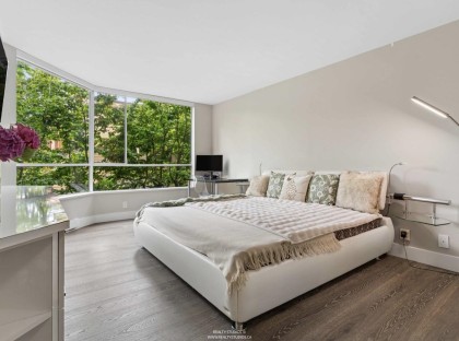 Photo 19 at 201 - 2140 Briar Avenue, Quilchena, Vancouver West