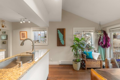 Photo 11 at 612 E 4th Street, Queensbury, North Vancouver