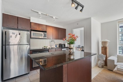 Photo 2 at 808 - 1199 Seymour Street, Downtown VW, Vancouver West