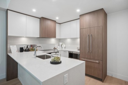 Photo 14 at 202 - 378 W 45th Avenue, Oakridge VW, Vancouver West