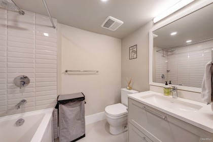 Photo 16 at 7519 Yukon Street, Marpole, Vancouver West