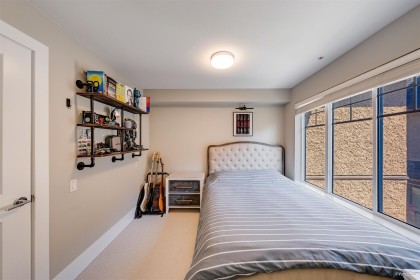 Photo 14 at 7519 Yukon Street, Marpole, Vancouver West