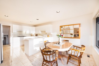 Photo 16 at 5360 Meadfeild Road, Upper Caulfeild, West Vancouver