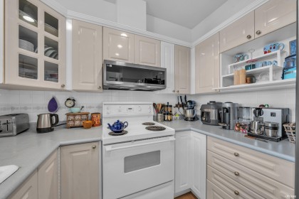 Photo 5 at 802 - 160 W Keith Road, Central Lonsdale, North Vancouver