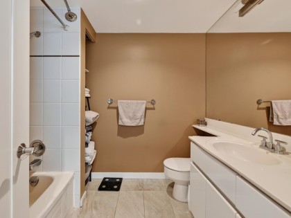 Photo 12 at 33 - 2236 Folkestone Way, Panorama Village, West Vancouver