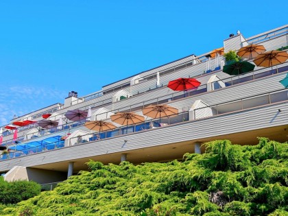 Photo 21 at 33 - 2236 Folkestone Way, Panorama Village, West Vancouver