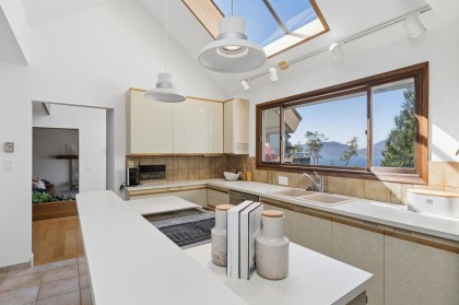 Photo 13 at 8570 Ansell Place, Howe Sound, West Vancouver