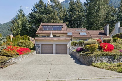 Photo 3 at 8570 Ansell Place, Howe Sound, West Vancouver