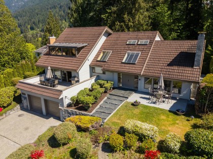 Photo 1 at 8570 Ansell Place, Howe Sound, West Vancouver