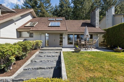 Photo 5 at 8570 Ansell Place, Howe Sound, West Vancouver