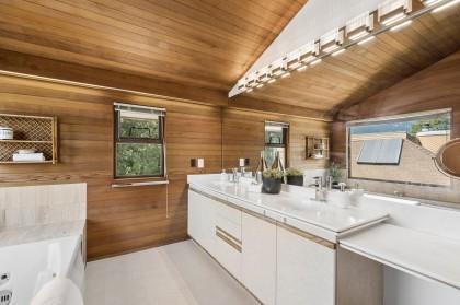 Photo 24 at 8570 Ansell Place, Howe Sound, West Vancouver