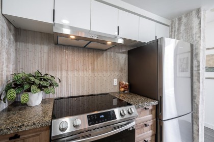 Photo 12 at 302 - 1228 Marinaside Crescent, Yaletown, Vancouver West