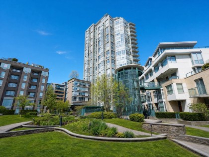 Photo 26 at 302 - 1228 Marinaside Crescent, Yaletown, Vancouver West