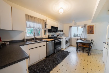 Photo 9 at 1372 Ottawa Avenue, Ambleside, West Vancouver