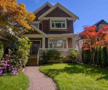 Photo 1 at 3976 W 19th Avenue, Dunbar, Vancouver West