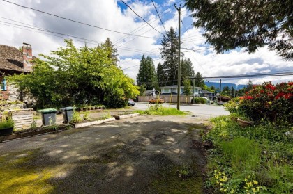 Photo 13 at 3297 Fromme Road, Lynn Valley, North Vancouver