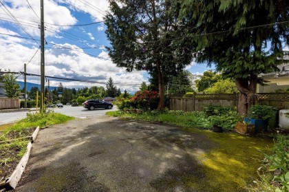Photo 12 at 3297 Fromme Road, Lynn Valley, North Vancouver