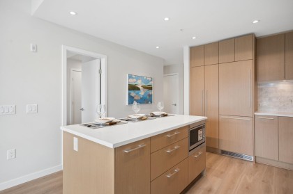 Photo 3 at 515 - 110 E 17th Street, Central Lonsdale, North Vancouver
